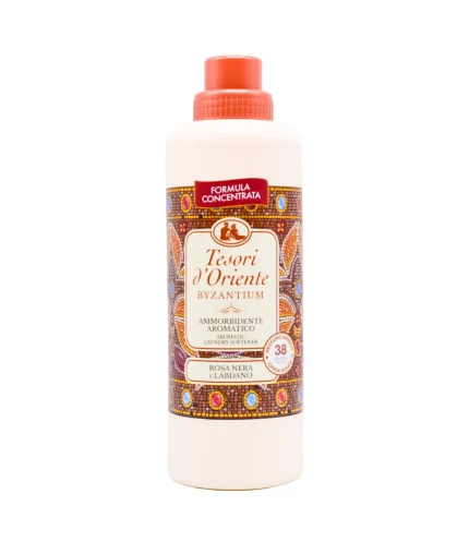 Balsam de rufe Tesori d’Oriente Trandafir negru și Labdano 760 ml oferă o îngrijire delicată pentru haine, lăsându-le moi și