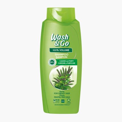 Șampon Wash & Go pentru păr gras cu extract de ierburi 675ml. Formula sa specială curăță eficient scalpul și șuvițele,