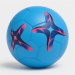 Minge de fotbal de calitate superioară, ideală pentru antrenamente și meciuri. Design ergonomic pentru un control excelent